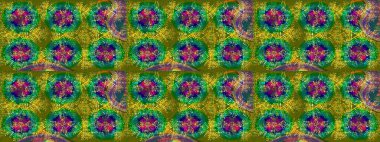 Yuvarlak raster kar tanesi. Renkli arka planda izole tatlı kar taneleri. Soyut kış yeşili, kahverengi ve mavi süs. Güzel kar tanesi. Raster illüstrasyonu.