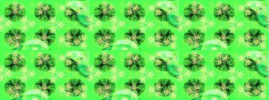 Yeşil, sarı ve nötr kar tanelerinden izole edilmiş. Renkli kar taneleri Raster çizimi. Güzel kış süsleri..