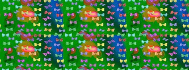 Kumaş, kağıt ve ambalaj için uygun. Bahar ve yaz tropikal kelebek eskiz deseni yeşil renklerde. Kelebek gölgeleri ve siluetler. Raster illüstrasyonu.