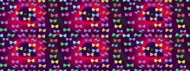 Mor arka planda kelebek desenli çizim. Raster illüstrasyonu. Kumaş, kağıt, ambalaj kağıdı ve duvar kağıdı tasarımı için sevimli bir arkaplan.