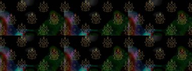 Güzel, siyah ve gri kar taneleri renkli bir arka planda izole edilmiş. Kar taneleri, kar yağışı. Düşen Noel stili kar taneleri. Görüntü.