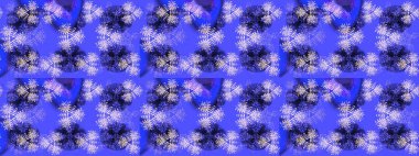 Kar tanesi renkli desen. Renk arka plan üzerinde izole soyut kar taneleri ile düz tasarım. Raster resim. Snowflakes desen. Raster kar taneleri arka plan.