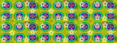 Bokeh sarısı, yeşil, mavi ve kar taneleriyle dekoratif Noel arkaplanı. Raster illüstrasyonu.