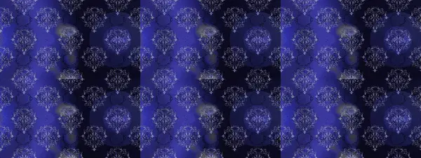 Raster dikişsiz şirin çiçek deseni. Bahar mevsimi. Tatil havası. Nazik romantik baskı. Mor, mavi ve gri renkte çiçekler.