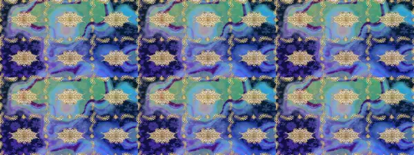 Raster oryantal süs. Altın elementlerle mavi renklerde altın desen. Barok tarzında eskiz oryantal süsü. Geleneksel klasik altın desen.