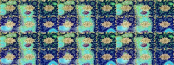 Raster illüstrasyonu. Altın elementli mavi renklerde altın eskiz deseni. Klasik altın desenli eskiz. Tekrarlayan ögelerle soyut arkaplan Raster.