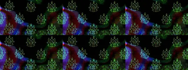 Raster illüstrasyonu. Çiçekli yumuşak bir eskiz şekli. Raster çiçekleri klasik tarzda çizilmiş. Nazikçe, bahar çiçekleri siyah renklerde.