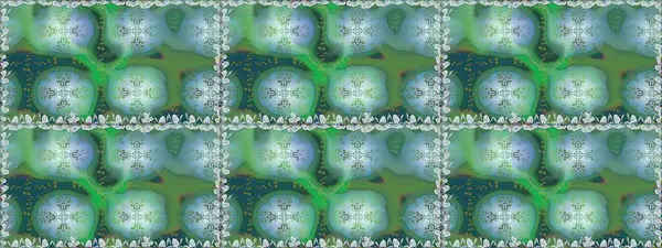 Raster illüstrasyonu. Şirin çiçekli kusursuz desen ve yeşil renkli yapraklar, suluboya çiçek deseni, duvar kağıdı, kart veya kumaş için fayanslı.