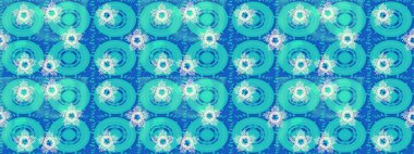 Karla süslenmiş Noel kar taneleri. Noel şenliği geçmişi. Raster illüstrasyonu.