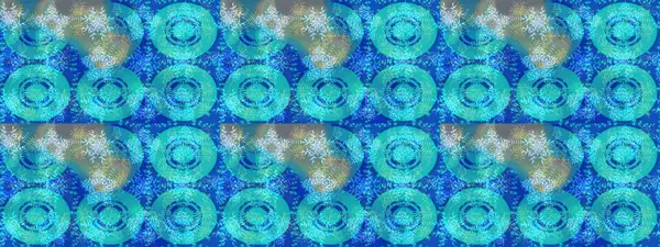 Düşen Noel stili kar taneleri. Kar taneleri, kar yağışı. İllüzyon. Güzel raster mavisi, nötr ve yeşil kar taneleri renkli bir arkaplanda izole edilmiş..