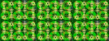 Düşen Noel stili kar taneleri. Renkli arka planda izole edilmiş güzel raster kar taneleri. İllüzyon. Kar taneleri, kar yağışı.