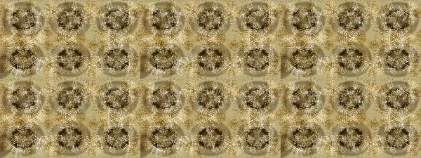 Kış karalamalar el çekilmiş kar tanesi. Kartpostal ve poster grafik tasarım için Tekstil, kağıt, ambalaj için sevimli, basit raster kar taneleri Noel kış arka planları çizilmiş stil ver. Raster kroki.