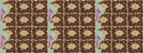 Klasik klasik klasik arka plan. Raster illüstrasyonu. Geleneksel oryantasyon süsü. Klasik Raster altın desenini çiz. Kahverengi renklerde altın elementlerle çizim deseni.