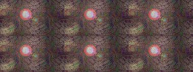 Çiçeksel çizim kalıbının yansıması. Vadinin çiçekleri kahverengi, gri ve yeşil renklerde.