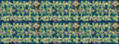 Mavi, yeşil ve nötr renklerde suluboya kar taneleri. Kışın sembolü. Güzel dekorasyon. İllüstrasyon kar tanesi.