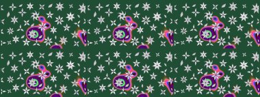 Suluboya elle çizilmiş çiçek desenli eskiz deseni. Parlak renkli fantezi çiçekleri, yapraklar, yeşil renkli tomurcuklar.