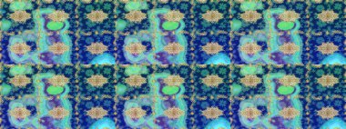 İslam tasarımı. Raster altın tekstil baskısı. Çiçek kiremitleri. Altın elementlerle mavi renklerde altın desen. Çizim desenli oryantal süs.