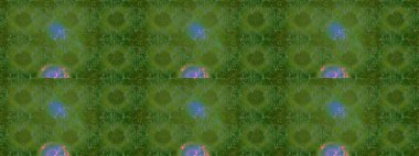 Tişörtsüz arka plan deseni. Tropik çiçekler. Çiçekler yeşil, mavi ve nötr renklerde.