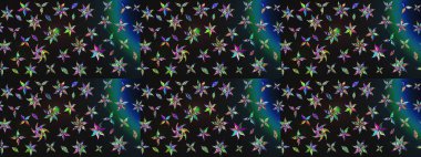 Raster illüstrasyonu. Çiçekli karalama şeklinde Raster çiçek deseni. Gri renkte bahar çiçekleri..