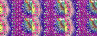 Mor, mor ve nötr renkte çiçeklerle çizilmiş çiçek deseni. Mor, mor ve nötr renkler üzerine suluboya tarzında çiçekler.