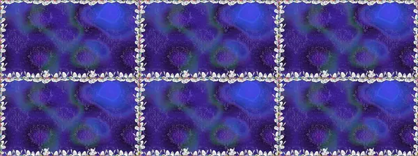 Mor renkli çiçeklerle kusursuz çiçek deseni. Suluboya tarzında mor renkte çiçekler.