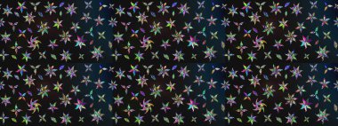 Raster - stok. Eskiz arkaplan modeli. Yapraklı çiçekler ve kır çiçekli papatya çayı..