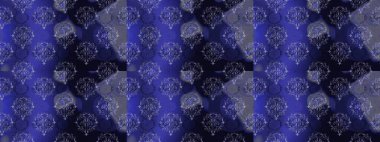 Mor, mavi ve gri çiçekli suluboya şekilli zarif, pürüzsüz desen, tasarım elementleri. Düğün davetiyeleri için çiçek deseni, tebrik kartları, hatıra defteri, baskı, hediye paketi, imalat.