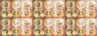 Küçük çiçekteki sevimli çiçek deseni. Çiçekler bej, nötr ve kahverengi renklerde.