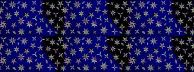 Çiçek deseni. Mavi renkli çiçekler. Şatafatlı bahar bahçesi dokusu. Mavi renkte çiçek çizimi. Raster illüstrasyonu.