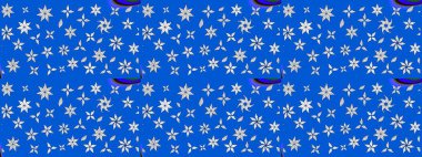 Eskiz modeli etnik tasarım. Çiçekleri, deniz kabukları, mandalaları ve suluboya efektleriyle donanma geçmişi. Yatak çarşafları, ceket, paket tasarımı, kumaş ve moda kavramları için tekstil baskısı.