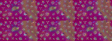 Çiçekli karalama şeklinde Raster çiçek deseni. Mor renkli çiçekler. Yumuşak, bahar çiçekli arka plan.