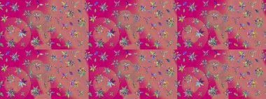 Çiçekli karalama şeklinde Raster çiçek deseni. Nazik, yaz çiçekleri pembe renklerde. Raster illüstrasyonu.