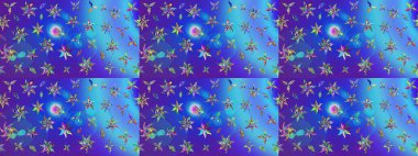 Manzaralı çiçek deseni. Çiçek kompozisyonu, el boyası, hassas şablon. Sevgililer günü ve tebrik kartı konsepti için şık bir davetiye. Üst görünüm, yumuşak mavi renk biçimi.