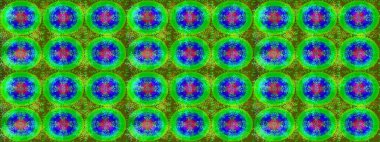 Raster yeşili, mavi ve mor kar tanelerinden izole edilmiş. Renkli kar taneleri Raster çizimi. Güzel kış süsleri..