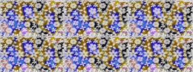 Çiçekli, suluboya desenli kusursuz çiçek deseni. Küçük çiçekte güzel bir çiçek deseni var. Raster deseni.