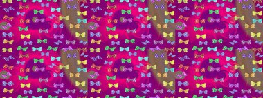 Uçan güvelerle çok renkli bir arka plan çiz. Güzel renkli kelebekler mor renkler üzerinde kaotik bir şekilde uçarlar. Parlak kelebeklerin eskiz geçmişi. Raster. Kumaş ve ambalaj için uygun.