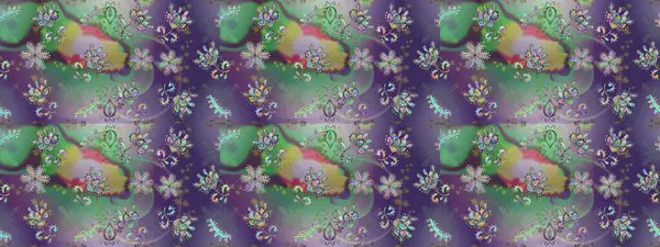 Tarafsız, mor ve yeşil renklerde çiçeklerle kusursuz çiçek deseni. Suluboya tarzında tarafsız, mor ve yeşil renkte çiçekler.