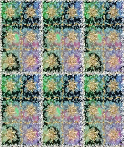 Gri renkli ve altın elementli geleneksel altın sarısı desen. Barok tarzında eskiz doğulu süsü..