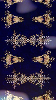 Siyah, gri ve nötr renklerde çiçekler. Küçük çiçekte sevimli çiçek deseni var..