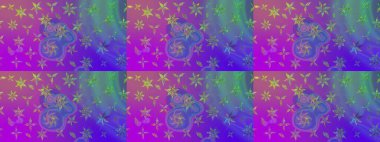 Küçük çiçekte hoş bir çiçek deseni var. Çiçeksel elementlerle süslenmiş zarif raster dokusu. Parlak çiçekli menekşe renkleri üzerine soyut çizim deseni.