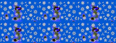 Mavi renkli çiçekler. Yumuşak, bahar çiçekli arka plan. Raster çiçek desenli ve çiçekli..