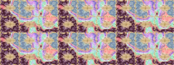 Doğulu stil, altın elementlerle altın rengi nötr renkte arabesk yapar. Raster altın desen. Kıvrımlı çizimler.