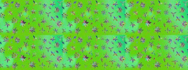 Moda baskıları için zarif bir şablon. Robot resim. Çiçekli bahar çiçekleri. Küçük renkli çiçekler. Motley illüstrasyonu. Küçük çiçekte şirin desenler.