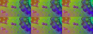 Tekstil tasarımı için yeşil renkli geleneksel halk çiçekleri buketi. Üzerinde gelincikler ve vadi zambakları olan renkli çiçek desenli nakış..