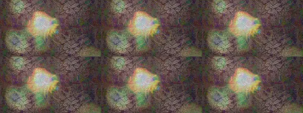 Üst manzara, yumuşak kahverengi, yeşil ve gri renkli. Manzaralı çiçek deseni. Sevgililer günü ve tebrik kartı konsepti için şık bir davetiye. Çiçek kompozisyonu, el boyası, hassas şablon..