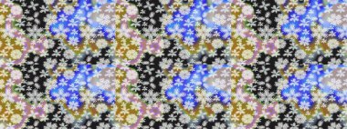 Küçük renkli çiçekler. Çiçekli bahar çiçekleri. Küçük çiçekte güzel bir desen. Moda baskıları için zarif bir şablon. Motley illüstrasyonu.