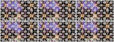 Siyah ve nötr renklerde parlak çiçekli halı deseni.