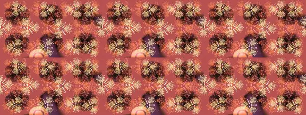 Yüzey için tekrarlanan doku, ambalaj kağıdı, pembe, kahverengi ve turuncu renkli kar tanesi. Kış kar taneleri, raster arka plan.