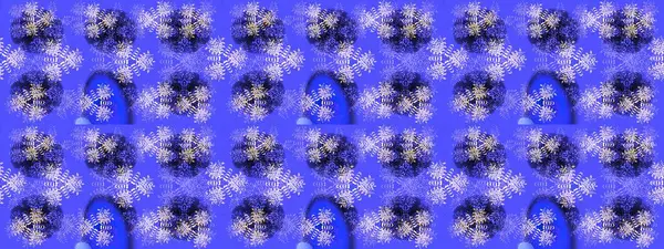 Noel için tatil tasarımı, yeni yıl moda baskıları. Güzel tasarım. Raster illüstrasyonu. Kar tanelerinin soyut arkaplanlı Noel arkaplanı. Mor, mavi ve nötr kar taneleri.