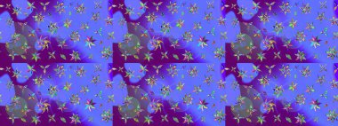 Çiçekli karalama şeklinde Raster çiçek deseni. Yumuşak, yaz çiçekli arka plan. Mor renkte çiçekler.